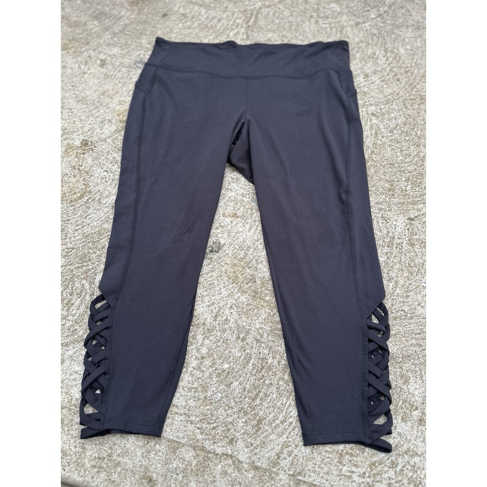 LIVI Plus Size 26/28 Black Cropped Cut Out Leggings Activewear